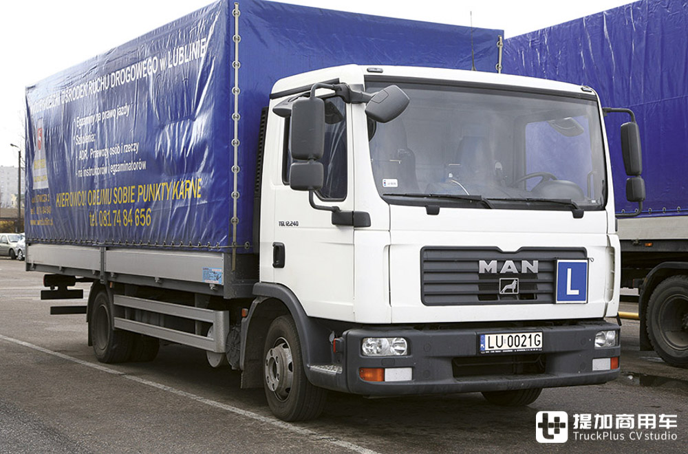 网络热门卡车鉴定番外篇 全球各地卡车驾校的教练车长啥样? - 第4张 - 提加商用车网 网络热门卡车鉴定番外篇 全球各地卡车驾校的教练车长啥样? - 第4张