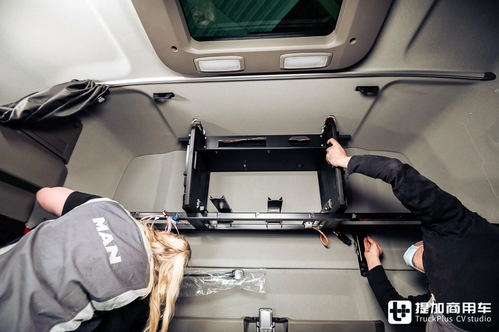 曼恩最高端的TGX Individual Lion S定制卡车如何生产?走进工厂带你来看! - 第9张 - 提加商用车网 曼恩最高端的TGX Individual Lion S定制卡车如何生产?走进工厂带你来看! - 第9张