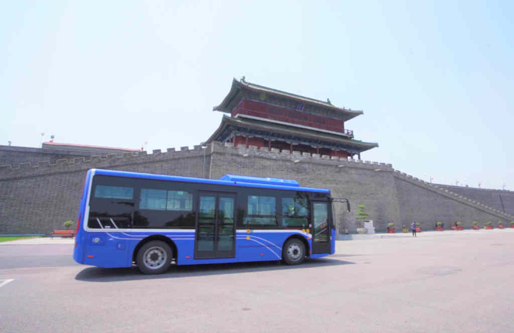 打造“科技”新名片 格力钛“高铁级”公交再进石家庄 - 第2张 - 提加商用车网 打造“科技”新名片 格力钛“高铁级”公交再进石家庄 - 第2张