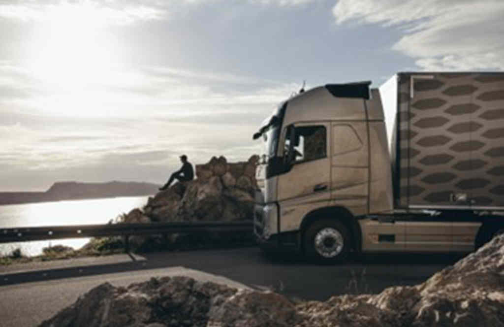 #加油 卡车人#沃尔沃卡车关爱驾驶员公益活动倾擎开启 - 第2张 - 提加商用车网 #加油 卡车人#沃尔沃卡车关爱驾驶员公益活动倾擎开启 - 第2张