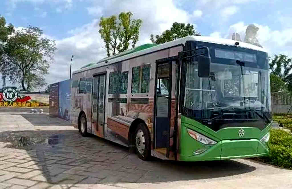 点亮实木家具之都 格力钛公交驶进赣州南康 - 第2张 - 提加商用车网 点亮实木家具之都 格力钛公交驶进赣州南康 - 第2张