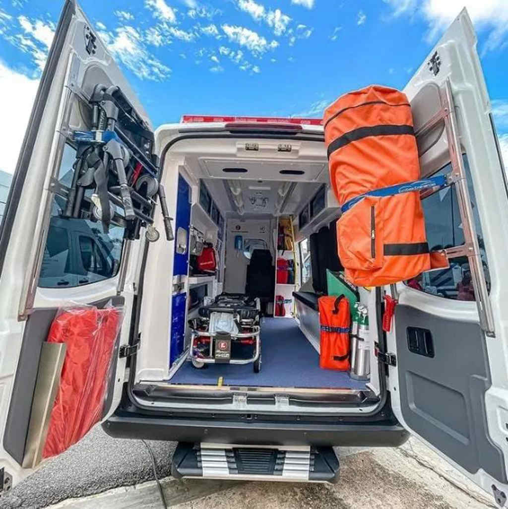 星锐救护车批量交付多米尼加总统府 - 第2张 - 提加商用车网 星锐救护车批量交付多米尼加总统府 - 第2张