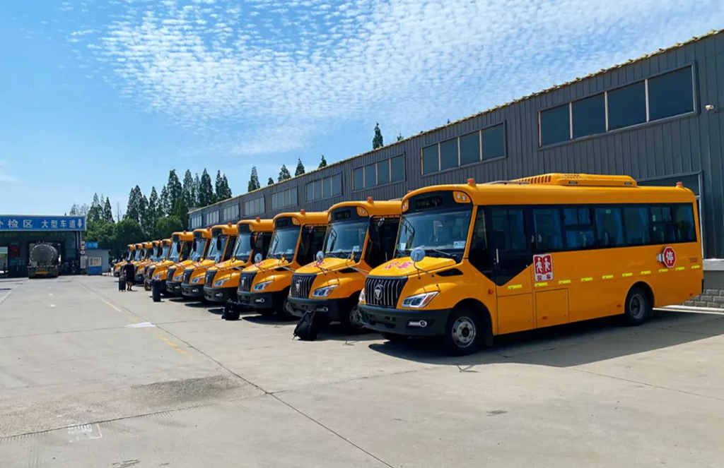 欧辉新一代健康校车成功交付华乐校车,为当地孩童带来健康出行新体验 - 第1张 - 提加商用车网 欧辉新一代健康校车成功交付华乐校车,为当地孩童带来健康出行新体验 - 第1张