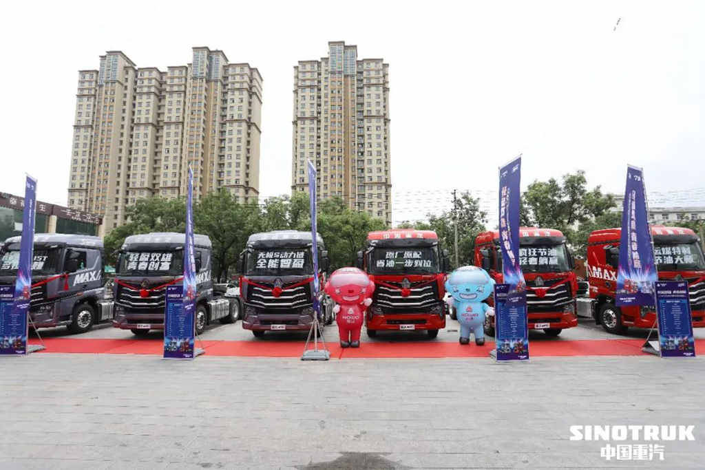 豪沃MAX轻奢版火力全开赢市场,批量交车口碑传 - 第1张 - 提加商用车网 豪沃MAX轻奢版火力全开赢市场,批量交车口碑传 - 第1张