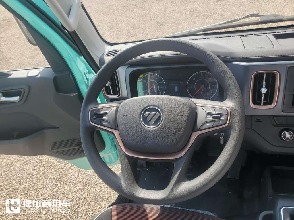 蒂芙尼蓝配色最抢眼,柴油动力更靠谱,原厂箱版奥铃M卡实拍 - 第7张 - 提加商用车网 蒂芙尼蓝配色最抢眼,柴油动力更靠谱,原厂箱版奥铃M卡实拍 - 第7张