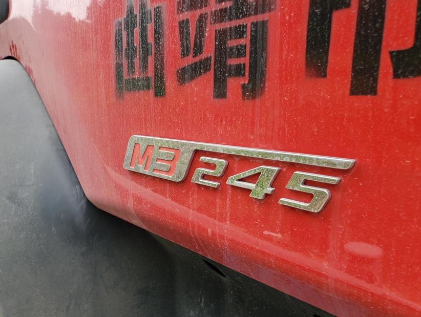 乘龙M3小钢炮挑战复杂路况 实力强悍助力客户运营升级 - 第5张 - 提加商用车网 乘龙M3小钢炮挑战复杂路况 实力强悍助力客户运营升级 - 第5张