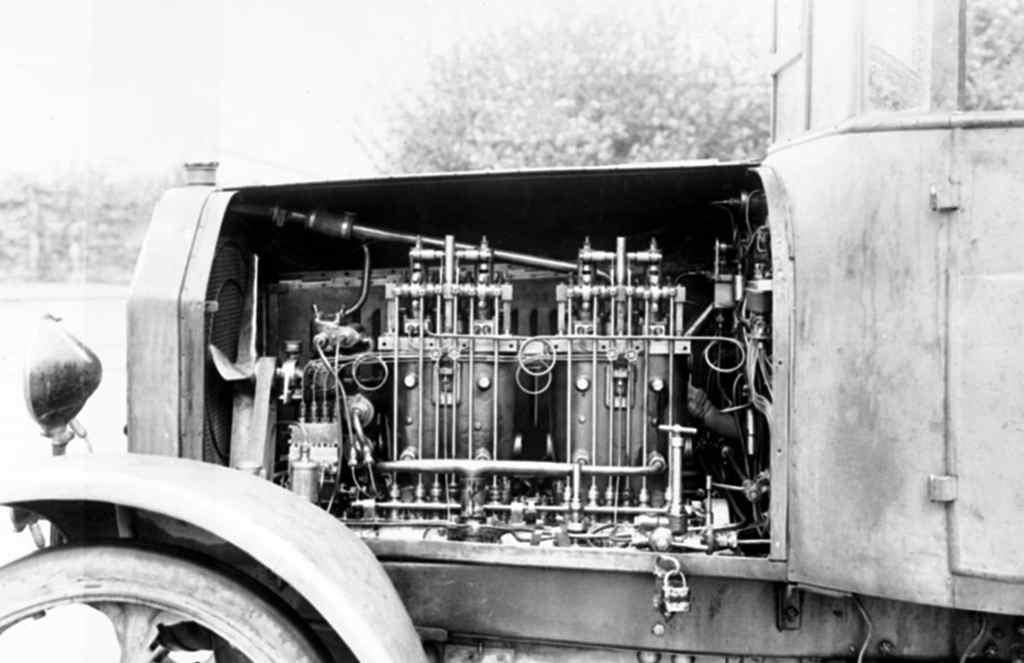 里程碑|世界第一辆柴油卡车诞生记，你知道是谁推出的吗？ - 第2张