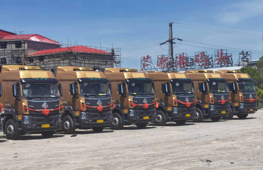 全能王YCK08配套港牵车 上海港再交大单