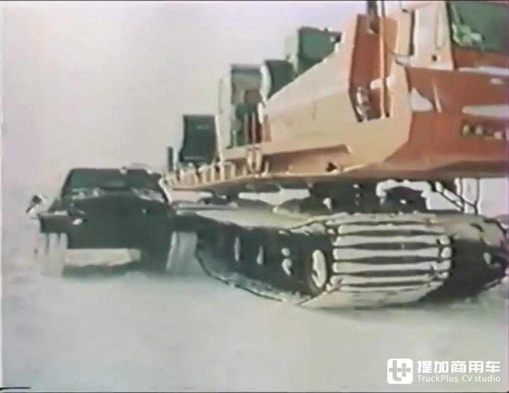 前苏联的疯狂作品,无坚不摧的Yamal履带式越野卡车 - 第10张 - 提加商用车网 前苏联的疯狂作品,无坚不摧的Yamal履带式越野卡车 - 第10张