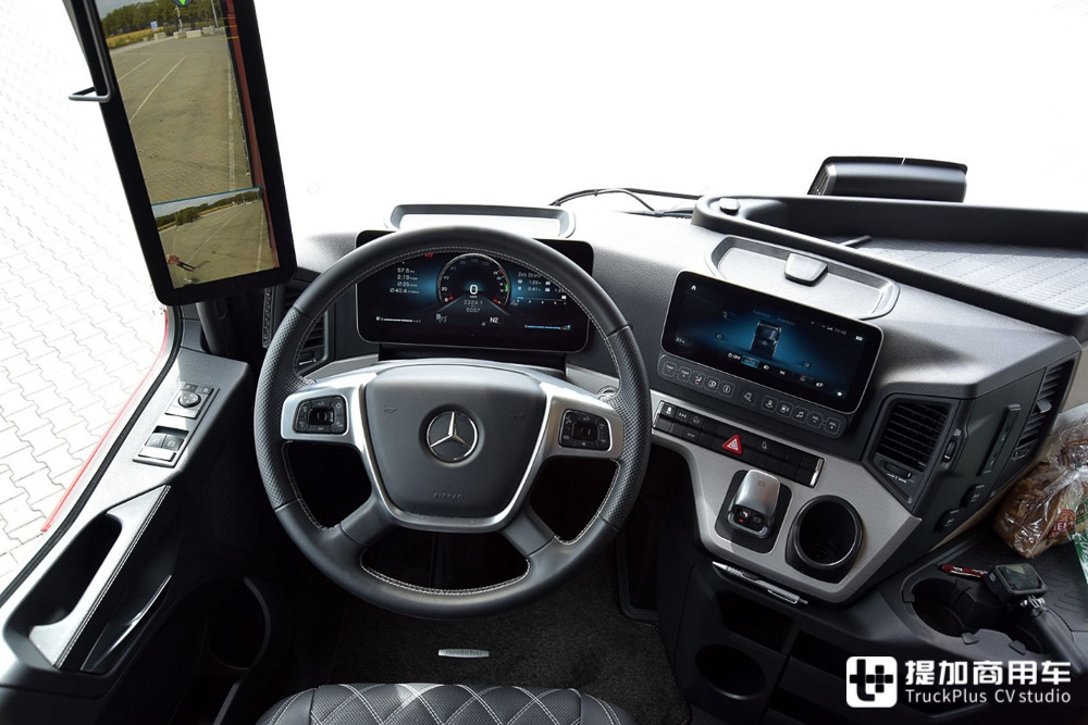 奔驰旗舰卡车力作,Actros L 1863牵引车实拍测试 - 第13张 - 提加商用车网 奔驰旗舰卡车力作,Actros L 1863牵引车实拍测试 - 第13张