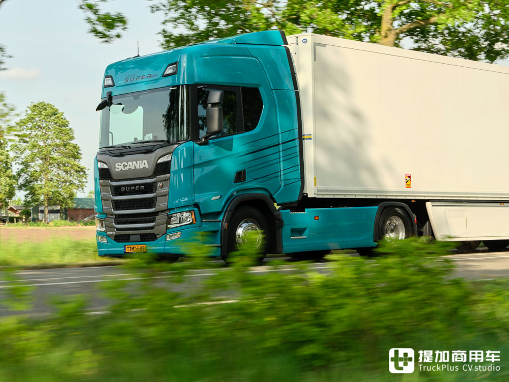 新动力链油耗超低，也许能国产，斯堪尼亚460 R Super超详细实拍解析 - 第26张