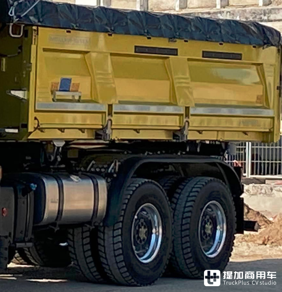 达夫卡车再添新成员,全新XFc系列建筑工程用卡车曝光 - 第6张 - 提加商用车网 达夫卡车再添新成员,全新XFc系列建筑工程用卡车曝光 - 第6张