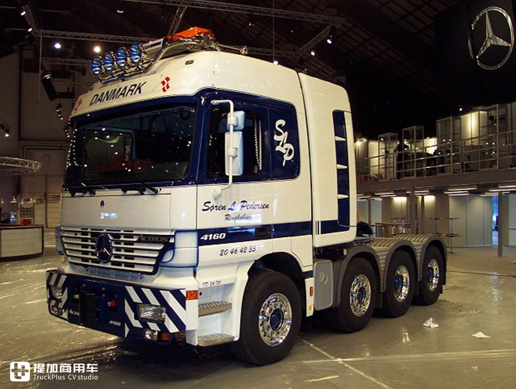 新款即将进入国内,再带你回顾下梅赛德斯-奔驰SLT大件运输车的发展历史 - 第6张 - 提加商用车网 新款即将进入国内,再带你回顾下梅赛德斯-奔驰SLT大件运输车的发展历史 - 第6张