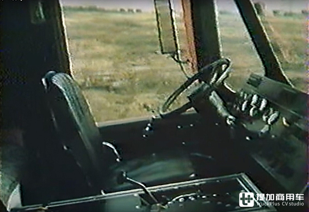 前苏联的疯狂作品,无坚不摧的Yamal履带式越野卡车 - 第7张 - 提加商用车网 前苏联的疯狂作品,无坚不摧的Yamal履带式越野卡车 - 第7张