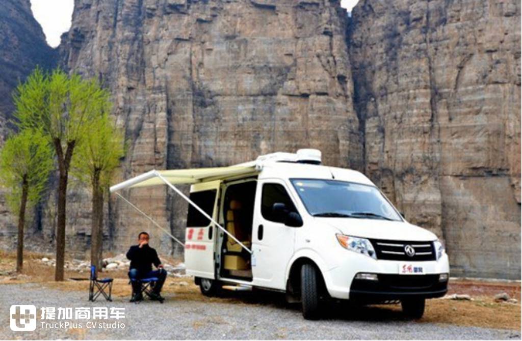房车生活家,让自然美景触手可得,为何资深驴友杰哥会选择东风御风房车 - 第1张 - 提加商用车网 房车生活家,让自然美景触手可得,为何资深驴友杰哥会选择东风御风房车 - 第1张