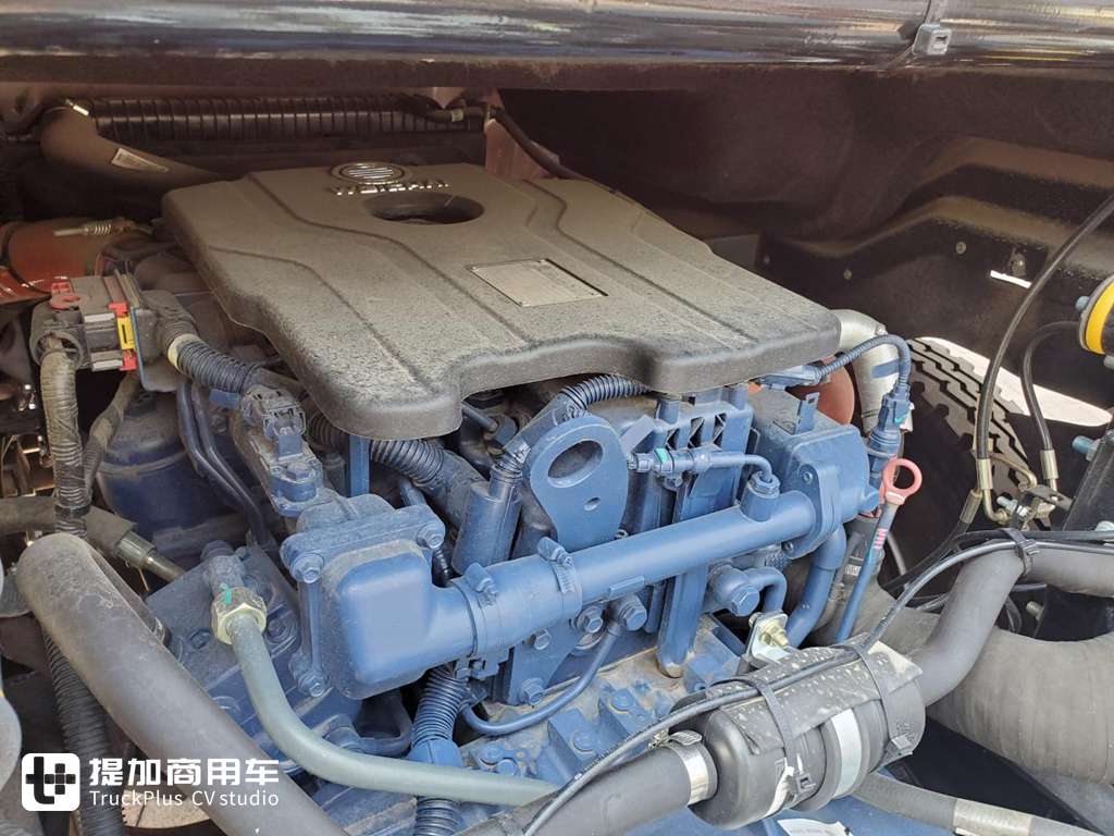 自动挡,还有1.2米卧铺,重汽豪沃最新发布的统帅先锋中卡载货车实拍 - 第15张 - 提加商用车网 自动挡,还有1.2米卧铺,重汽豪沃最新发布的统帅先锋中卡载货车实拍 - 第15张