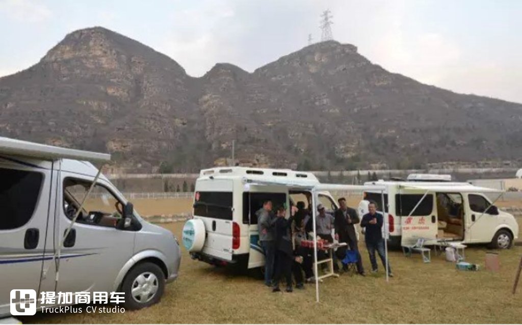 房车生活家,让自然美景触手可得,为何资深驴友杰哥会选择东风御风房车 - 第2张 - 提加商用车网 房车生活家,让自然美景触手可得,为何资深驴友杰哥会选择东风御风房车 - 第2张