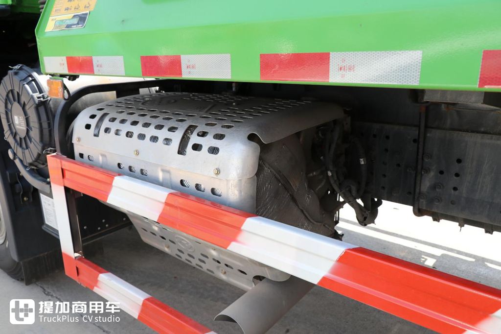 红岩针对自卸车市场推出的又一猛将,带您好好看看红岩杰虎H6渣土车的实力 - 第21张 - 提加商用车网 红岩针对自卸车市场推出的又一猛将,带您好好看看红岩杰虎H6渣土车的实力 - 第21张