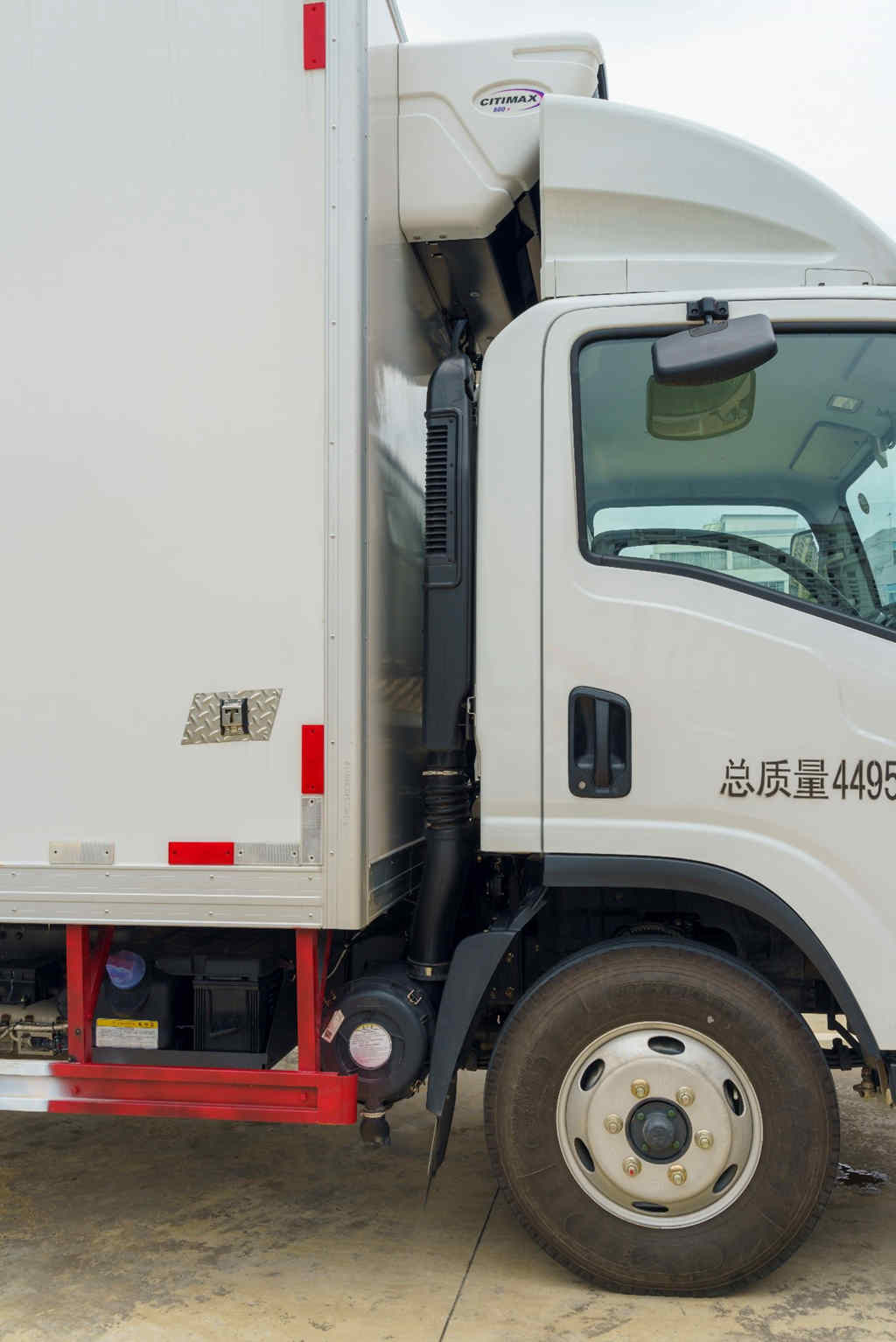 10台交付知名餐饮企业,乘龙L2冷藏车有哪些优势? - 第4张 - 提加商用车网 10台交付知名餐饮企业,乘龙L2冷藏车有哪些优势? - 第4张