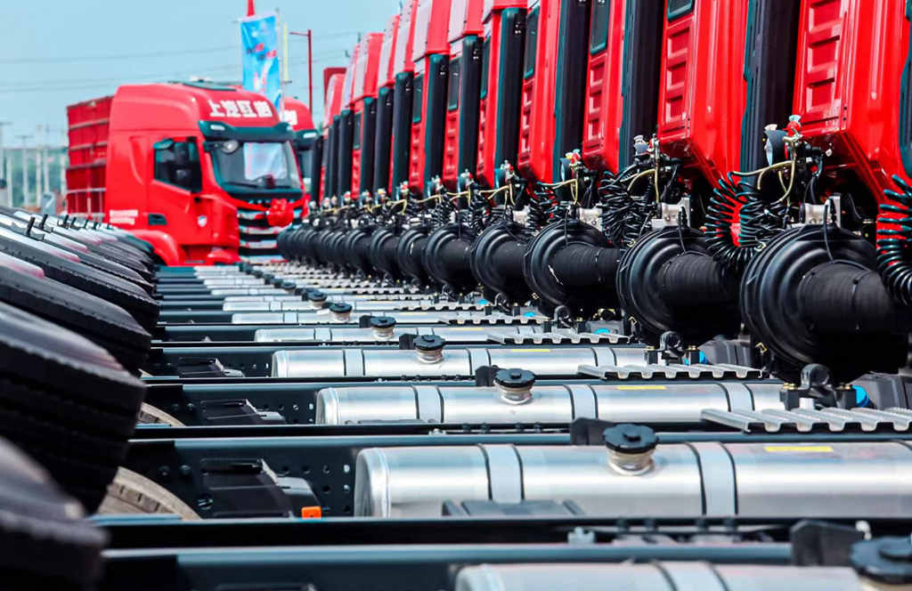 揭秘上汽红岩子母车!煤炭运输场景下还可以这样赚钱! - 第3张 - 提加商用车网 揭秘上汽红岩子母车!煤炭运输场景下还可以这样赚钱! - 第3张