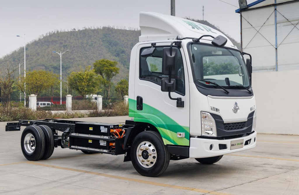 大电量、长续航!乘龙新能源轻卡成为绿色城配先锋 - 第1张 - 提加商用车网 大电量、长续航!乘龙新能源轻卡成为绿色城配先锋 - 第1张