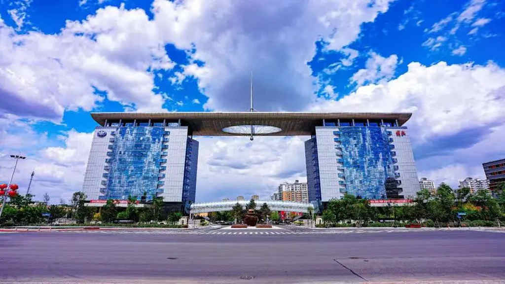 胡汉杰荣获2021-2022年度“全国优秀企业家”称号 - 第2张