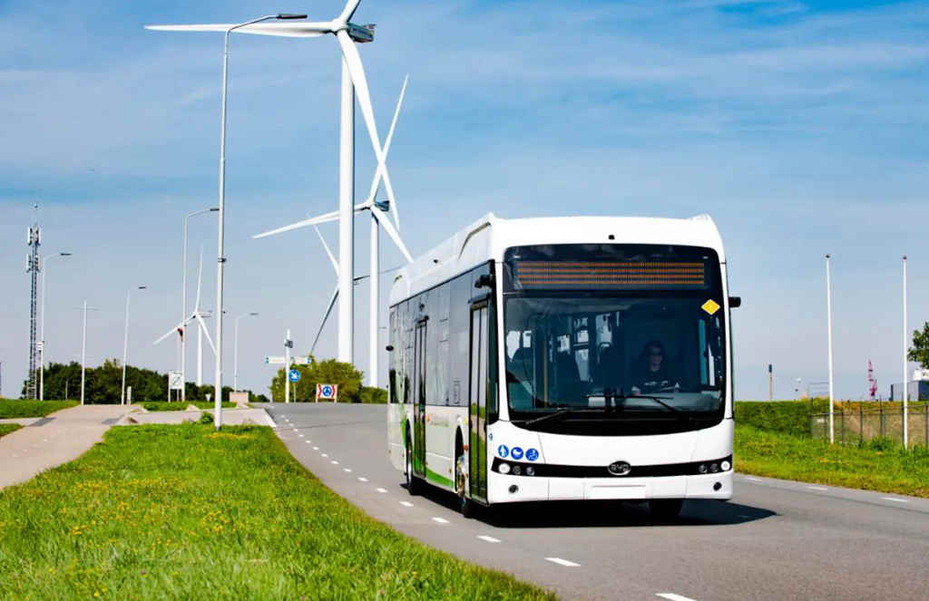 比亚迪携纯电动卡车家族首秀德国国际交通运输博览会 发布刀片电池大巴底盘技术平台