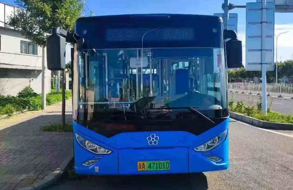 绘就新时代美好蓝图 格力钛公交车再入北京