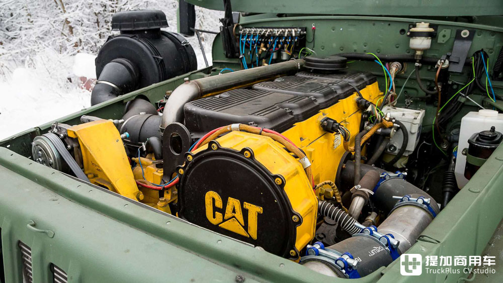 暴力美学的集大成之作,俄罗斯玩家的爆改乌拉尔4320 6x6军卡实拍 - 第11张 - 提加商用车网 暴力美学的集大成之作,俄罗斯玩家的爆改乌拉尔4320 6x6军卡实拍 - 第11张