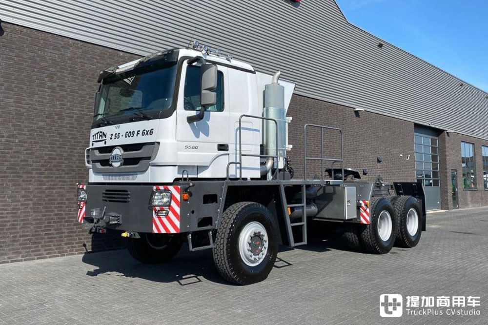 油田用的特种越野卡车,轮胎足有一人高,德国泰坦Z55-609 F 6x6卡车实拍 - 第22张 - 提加商用车网 油田用的特种越野卡车,轮胎足有一人高,德国泰坦Z55-609 F 6x6卡车实拍 - 第22张