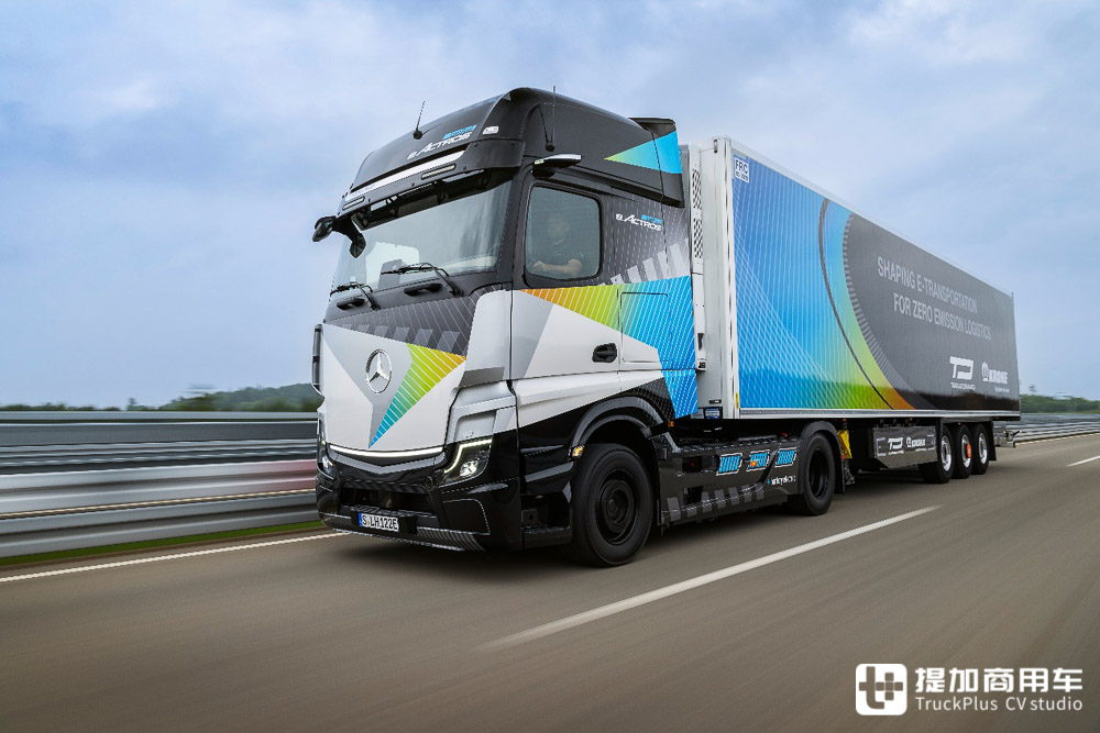 兆瓦级快充加持,马力高达800余匹,奔驰eActros LongHaul卡车正式亮相 - 第5张 - 提加商用车网 兆瓦级快充加持,马力高达800余匹,奔驰eActros LongHaul卡车正式亮相 - 第5张