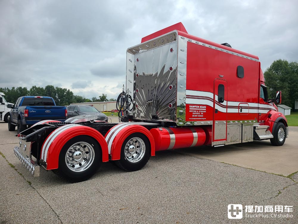 把别墅搬到卡车上,超长生活舱的肯沃斯T880重卡实拍 - 第8张 - 提加商用车网 把别墅搬到卡车上,超长生活舱的肯沃斯T880重卡实拍 - 第8张