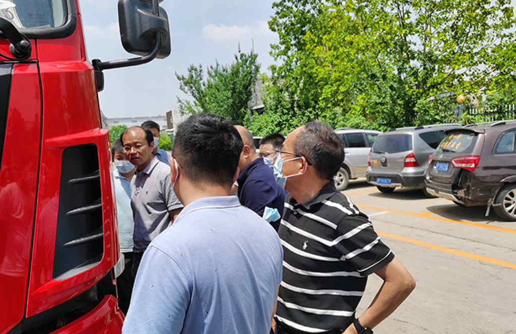 前方高能预警,搭载东康L9发动机,东风天龙“子母车2.0”来咯 - 第5张 - 提加商用车网 前方高能预警,搭载东康L9发动机,东风天龙“子母车2.0”来咯 - 第5张