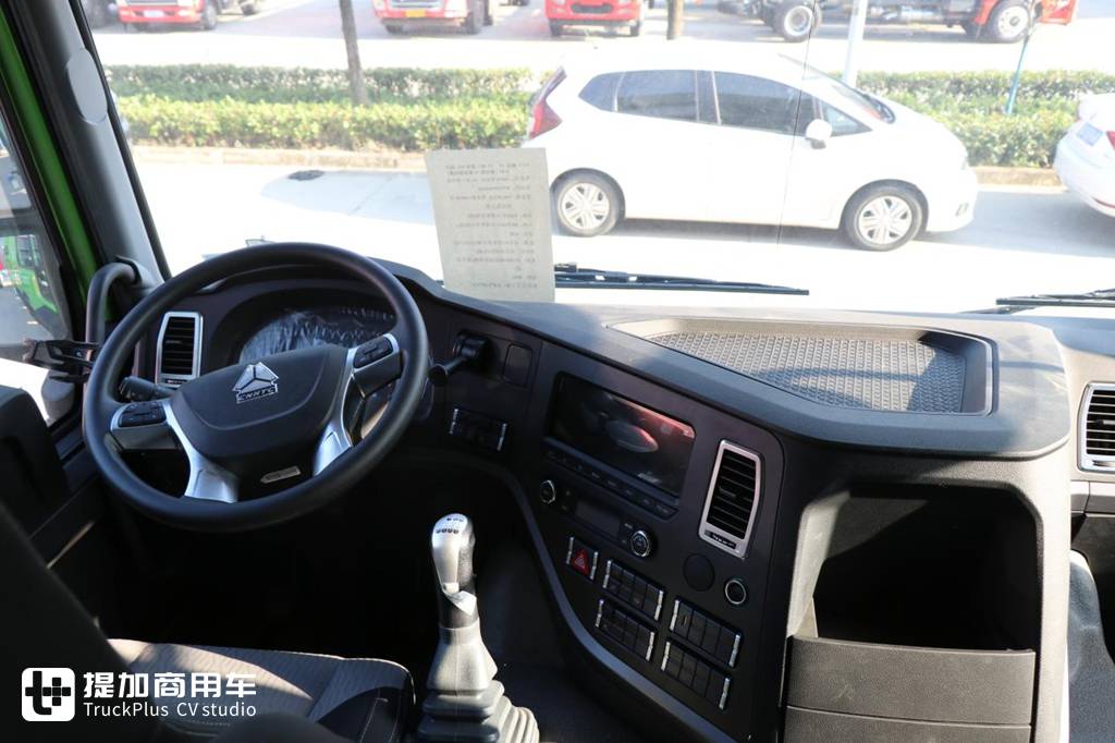 从豪沃7进化而来,带你看重汽成都推出的豪沃V7-X自卸车 - 第11张 - 提加商用车网 从豪沃7进化而来,带你看重汽成都推出的豪沃V7-X自卸车 - 第11张