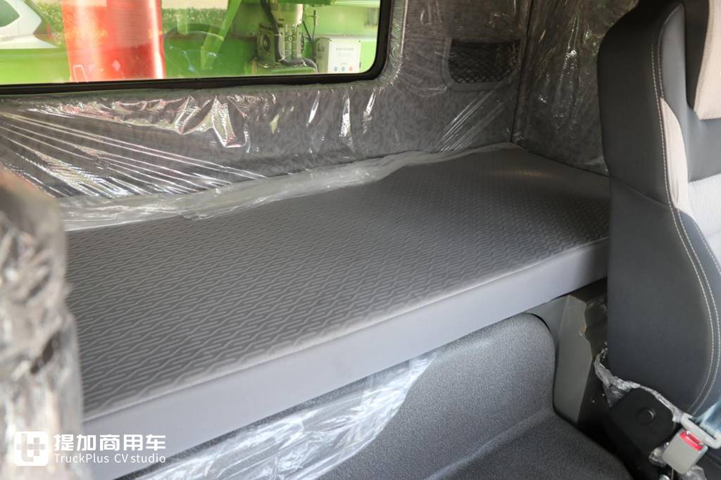 从豪沃7进化而来,带你看重汽成都推出的豪沃V7-X自卸车 - 第15张 - 提加商用车网 从豪沃7进化而来,带你看重汽成都推出的豪沃V7-X自卸车 - 第15张