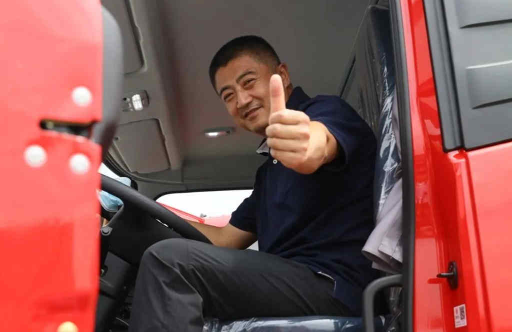 前方高能预警,搭载东康L9发动机,东风天龙“子母车2.0”来咯 - 第9张 - 提加商用车网 前方高能预警,搭载东康L9发动机,东风天龙“子母车2.0”来咯 - 第9张