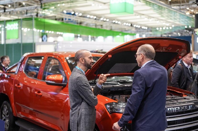 “中国智造”在欧洲“0的突破” 上汽大通MAXUS高端新能源产品MIFA 9、T90 EV欧洲上市 - 第5张 - 提加商用车网 “中国智造”在欧洲“0的突破” 上汽大通MAXUS高端新能源产品MIFA 9、T90 EV欧洲上市 - 第5张