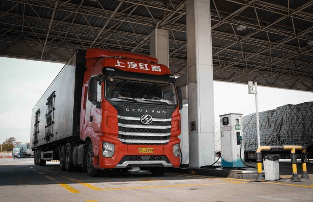 公路英雄 牵动中国 红岩杰狮牵引车横贯沪昆线 - 第3张 - 提加商用车网 公路英雄 牵动中国 红岩杰狮牵引车横贯沪昆线 - 第3张
