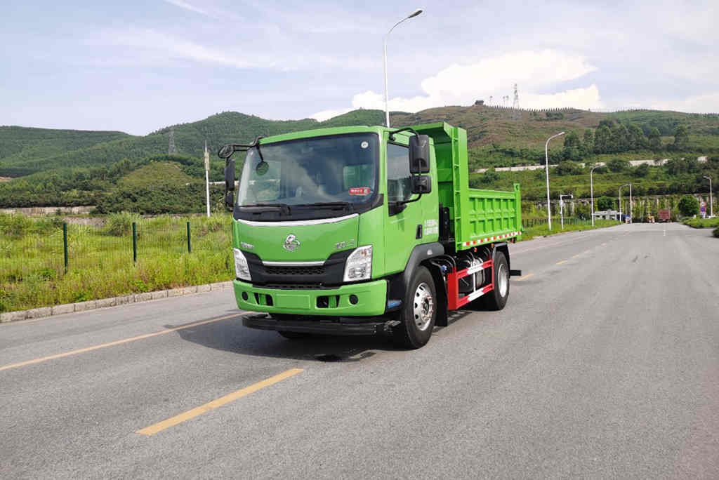 王者归来!新乘龙小王子上市,装更多,还不惧限高