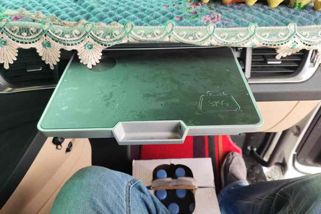 卡友郭金刚:选择欧曼银河660大马力,跑绿通运输我骄傲