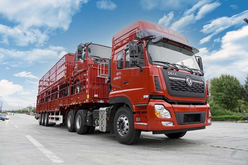 “车背车”降本增效新选择，东风天龙VL子母车助力卡友运输效益最大化￼