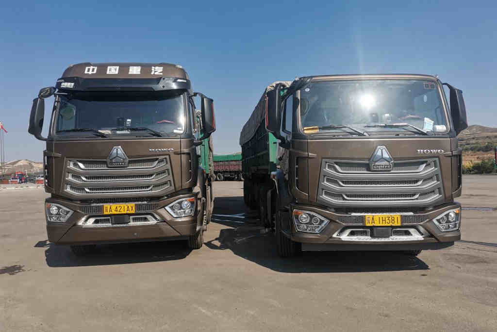 月入60000元 豪沃NX子母车成为煤炭运输“神器”的秘诀 - 第1张 - 提加商用车网 月入60000元 豪沃NX子母车成为煤炭运输“神器”的秘诀 - 第1张