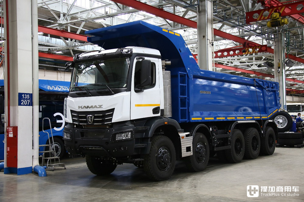 10x6驱动能拉60吨货!俄罗斯卡玛兹65805五轴自卸车实拍 - 第1张 - 提加商用车网 10x6驱动能拉60吨货!俄罗斯卡玛兹65805五轴自卸车实拍 - 第1张