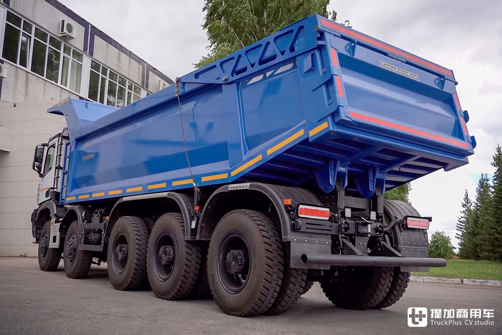 10x6驱动能拉60吨货!俄罗斯卡玛兹65805五轴自卸车实拍 - 第12张 - 提加商用车网 10x6驱动能拉60吨货!俄罗斯卡玛兹65805五轴自卸车实拍 - 第12张