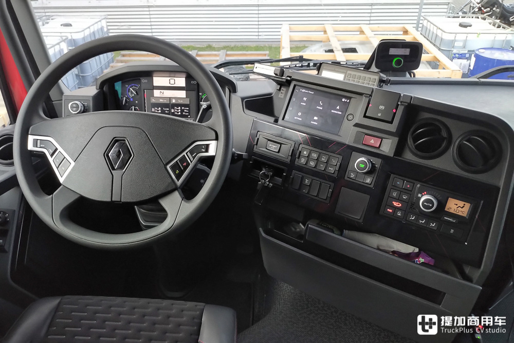 沃尔沃涡轮复合柴油机加持,油耗降低10%,雷诺T 480再进化 - 第13张 - 提加商用车网 沃尔沃涡轮复合柴油机加持,油耗降低10%,雷诺T 480再进化 - 第13张