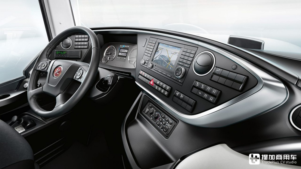 更加豪华舒适!看赛特拉新一代S 531 DT双层豪华巴士 - 第17张 - 提加商用车网 更加豪华舒适!看赛特拉新一代S 531 DT双层豪华巴士 - 第17张