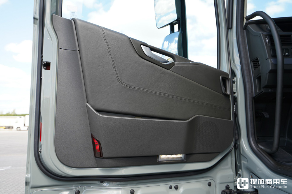 今年BIGtruck集齐八强,2022年度欧卡驾驶室评测大戏来袭,我们先看老牌四强争霸 - 第20张 - 提加商用车网 今年BIGtruck集齐八强,2022年度欧卡驾驶室评测大戏来袭,我们先看老牌四强争霸 - 第20张