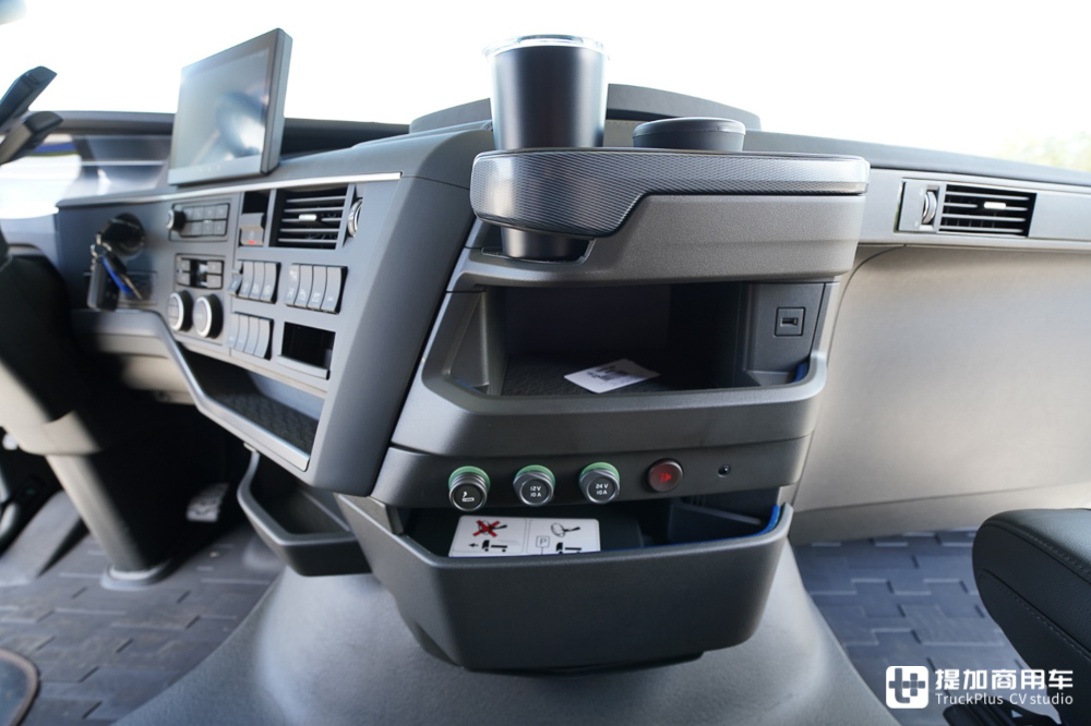 今年BIGtruck集齐八强,2022年度欧卡驾驶室评测大戏来袭,我们先看老牌四强争霸 - 第23张 - 提加商用车网 今年BIGtruck集齐八强,2022年度欧卡驾驶室评测大戏来袭,我们先看老牌四强争霸 - 第23张