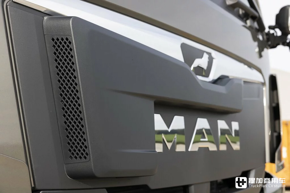 <strong>曼恩+莱茵金属强强联手,带你看新一代TGS-Mil军用卡车</strong> - 第4张 - 提加商用车网 <strong>曼恩+莱茵金属强强联手,带你看新一代TGS-Mil军用卡车</strong> - 第4张