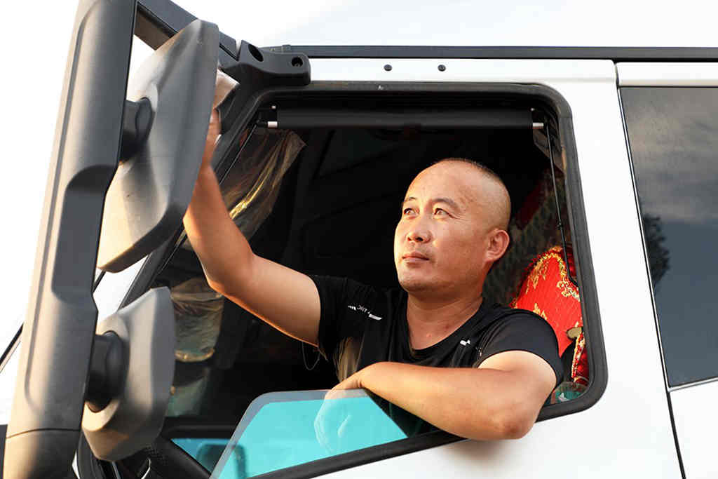 曾超:黄河重卡坐镇,用实力擦亮“中国重汽”的金字招牌 - 第4张 - 提加商用车网 曾超:黄河重卡坐镇,用实力擦亮“中国重汽”的金字招牌 - 第4张